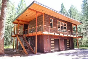 Image of Treehouse - modern cabin near Mazama