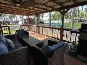 Image of Commander's Cove Lakeview House on Toledo Bend