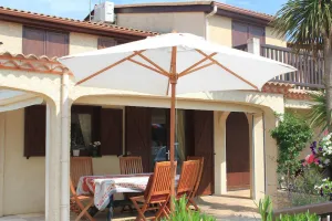 Image of Holiday house Portiragnes for 1 - 7 persons with 3 bedrooms - Row house