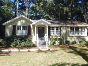 Image of Cozy 3-Bedroom Retreat in Charming Beaufort, SC
