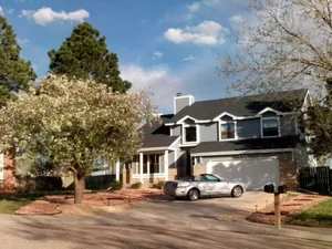 Image of Cozy 5BR w\/ Hot Tub, Gym, BBQ, Mountain Views, Near Shops & Attractions