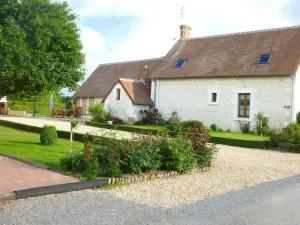 Image of Spacious Cottage near Valençay Castle & Beauval Zoo with Outdoor Activities & Large Garden