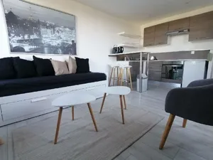 Image of BRIGHT ACCOMMODATION 600M FROM THE BEACH
