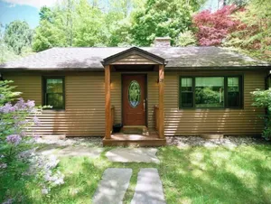 Image of Lenox - Walk to Town - Berkshire Home