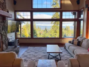 Image of Stunning Views! Private hot tub