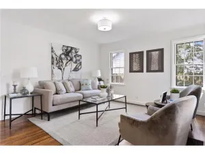 Image of Convenient to lakes, bike trails, parks.  Dog-friendly. Fenced Yard.