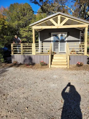 Image of Crossroads to Pickwick Cabin SMOOTH SAILING