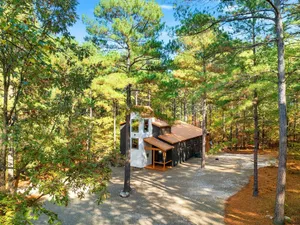 Image of Abundantly Blessed - Near Broken Bow Lake & Beavers Bend State Park