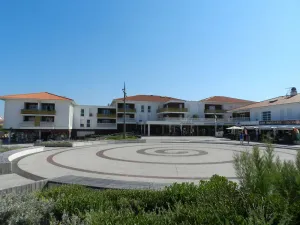 Image of COTE 210 Apartment 2 bedrooms , very close to the beach and town center WIFI