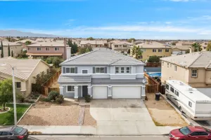 Image of A 5-Bedroom Home in Victorville