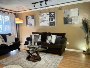 Image of Joyful 3 bedroom with fireplace. Centralized location