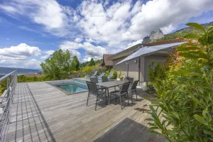 Image of Exquisite UBAC Apartment with Swimming Pool, Offering Breathtaking Views of the Lake and Mountains\"