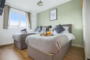 Image of Walnut House - Free Parking, Fast Wifi & SmartTV