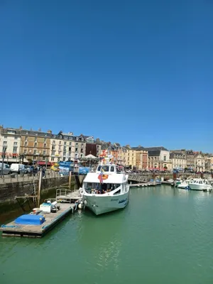 Image of Bright and spacious Dieppe F4 apartment.