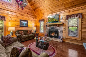 Image of Beary Cozy -1 King, 2 Queens, Great Loc, Hot Tub.  Come make family memories!