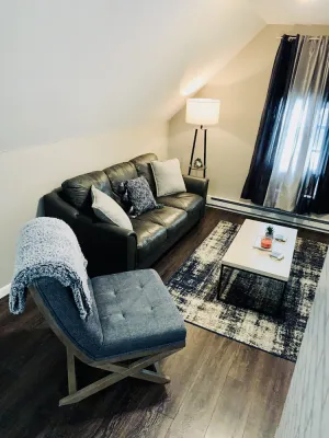 Image of Quaint 2 bedroom apartment just 5 minutes to Fort Drum