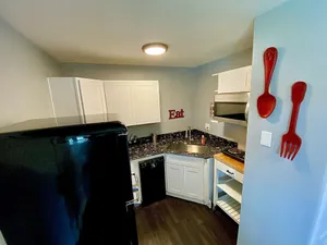 Image of Unit A Minimalist Living, Simply...Perfect!