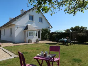 Image of Beautiful private villa for 4 guests with WIFI, TV, pets allowed and parking