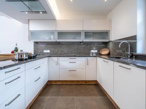Image of Very spacious and luxurious penthouse with open views