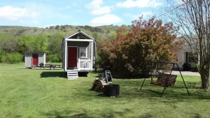 Image of The Tiny House Experience 6m North of Mnt. View Ark. on N. Riverview  Rd Cr 186