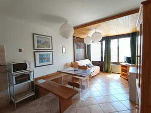 Image of Comfortable 2-Room Apartment + Mount Corner Near Slopes - Sleeps 6 - Pet-Friendly - Village Area