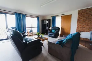 Image of Dots Lakehouse Mallacoota