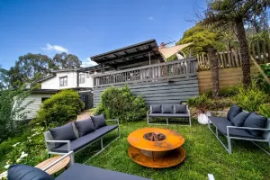 Image of 4 Bedroom fun house - spa, sauna, fire pits & more