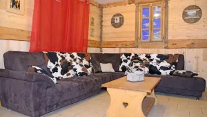 Image of Chalet, sauna, balcony, fireplace or stove, parking, tv, ski locker, 140m², Les Menuires