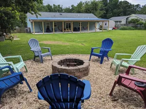 Image of Cozy Home in Central Morehead 5min from the Beach