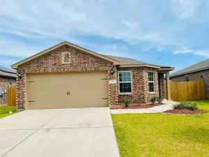 Image of comfy, family friendly, spacious, 2 bedroom home!