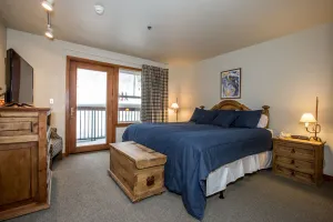 Image of Hotel Style Room in the Heart of Whitefish Mountain Resort Village