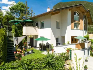 Image of Apartment with terrace, Ski bus in front of door