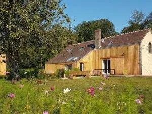 Image of Forest Retreat with Games, Fireplace & BBQ - Ideal for Families and Groups