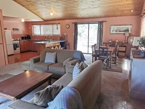 Image of Hazards Homestay, a recently refurbished holiday home, 5 minutes drive to town.