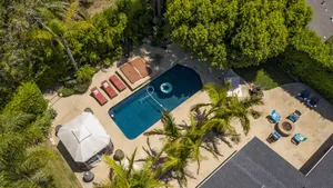 Image of Tropical Villa. Pool & Hot Tub. 5 Minutes to Beach or Downtown!