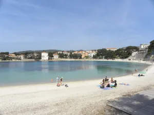 Image of TOWN HOUSE 5 Rooms with Garden. 300 meters Port, Center and Beaches