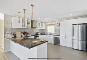 Image of Bay Views Lorne