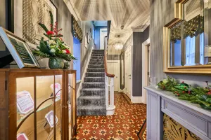 Image of Decadent Art House in Derry