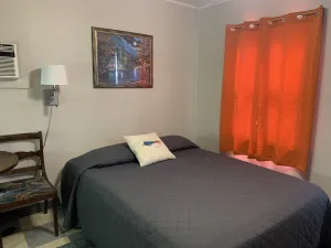 Image of Fishing & golfing getaway-Cabin 14