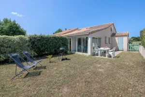 Image of Maison avec piscine à 200m de la plage