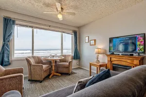 Image of Sea Gypsy No. 310, \"License To Chill,\"  unbeatable top floor views!