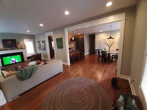 Image of CHERRY STREET BUNGALOW!! 3BR, 2 BA. Walk score 88\/100