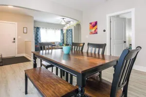 Image of The Historic Hideaway - King Bed\/Spacious\/Family-Friendly\/FREE Parking\/Fast WiFi