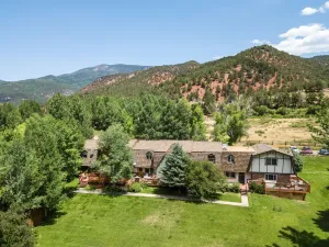 Image of BEST RATES IN ASPEN, BASALT VALLEY, INQUIRE FOR LAST MINUTE DISCOUNTS