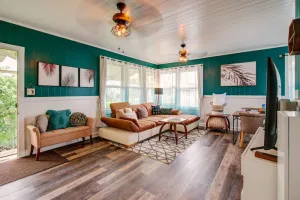 Image of NEW - Hula House wAC- 3BR- Hilo Town