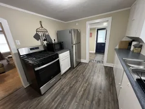 Image of CUTE, QUIET, & COZY Farmhouse - Minutes away from everything in Ponca City!