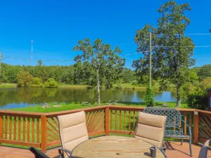 Image of Leasburg Lakehouse vacation home & private stocked lake near Meramec River.