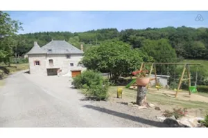 Image of Wonderful house in the heart of Corrèze with swimming pool tennis games area