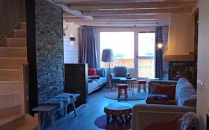 Image of Sumptuous chalet of 130 m² for 11 guests, it is facing full with a view of the mountains.