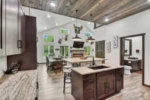 Image of ❗️The Lodge Door Co. Luxury Barndo, Relax, Make Memories❗️